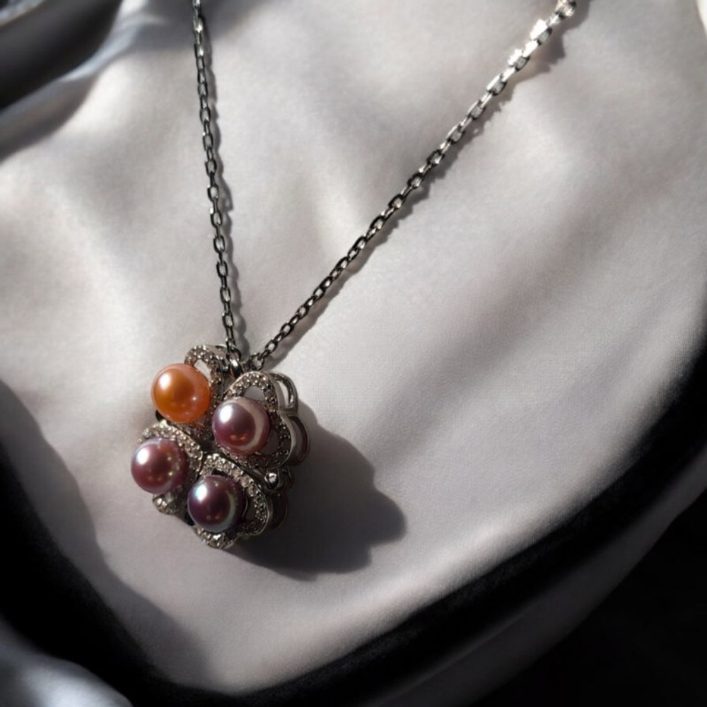 The Pearl Collection Orchid & Vine Clover Good Luck Pendant Necklace